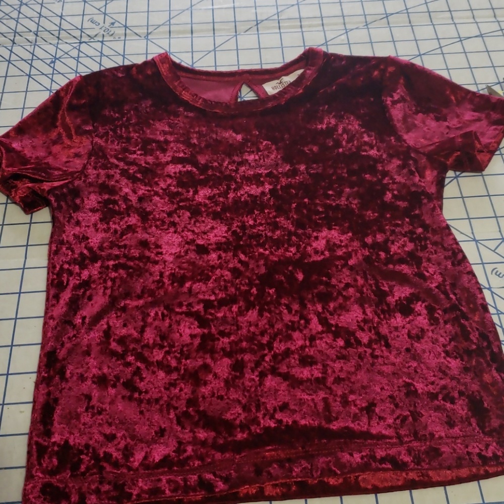 Hollister crushed velvet s/s shirt